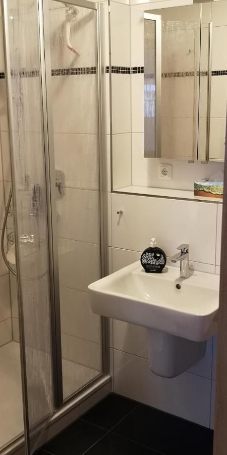 Zentrale Und Strandnahe Ferienwohnung In Kuehlungsborn Ost المظهر الخارجي الصورة